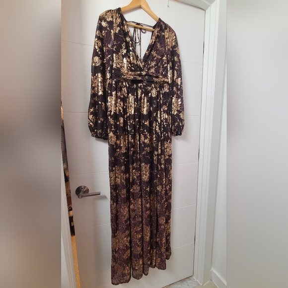 NWT Baltic Born Charlene Maxi Dress in Wine & Gold - Picture 4 of 9